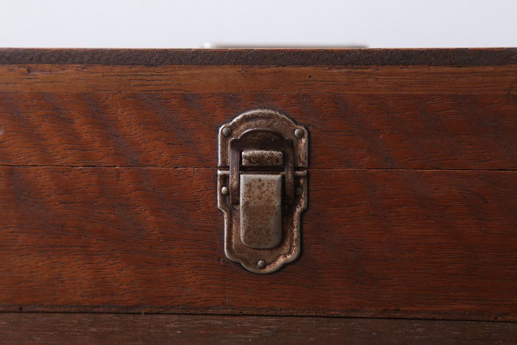 アンティーク雑貨　昭和レトロ　仕切り付き!小物収納用アンティーク木箱(小箱)