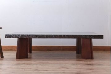 中古　民芸家具　花梨一枚板　唐木材の座卓(カリン材)