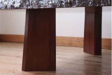 中古　民芸家具　花梨一枚板　唐木材の座卓(カリン材)