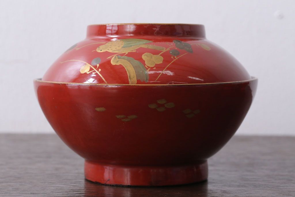 和製アンティーク　花鳥柄の朱塗り椀5客セット