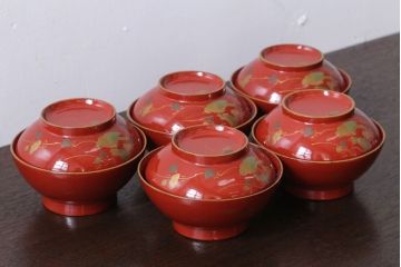 和製アンティーク　花鳥柄の朱塗り椀5客セット(2)