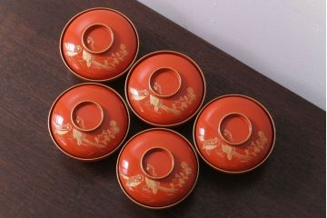 アンティーク雑貨　和製アンティーク　上品な花鳥柄の沈金朱塗椀5客セット