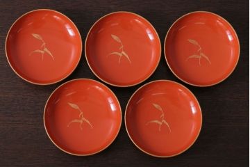 アンティーク雑貨　和製アンティーク　上品な花鳥柄の沈金朱塗椀5客セット