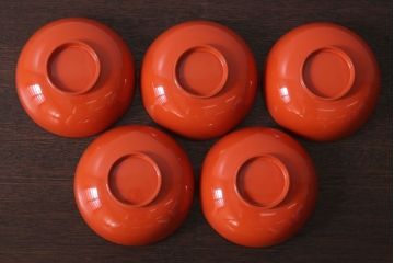 アンティーク雑貨　和製アンティーク　上品な花鳥柄の沈金朱塗椀5客セット(3)