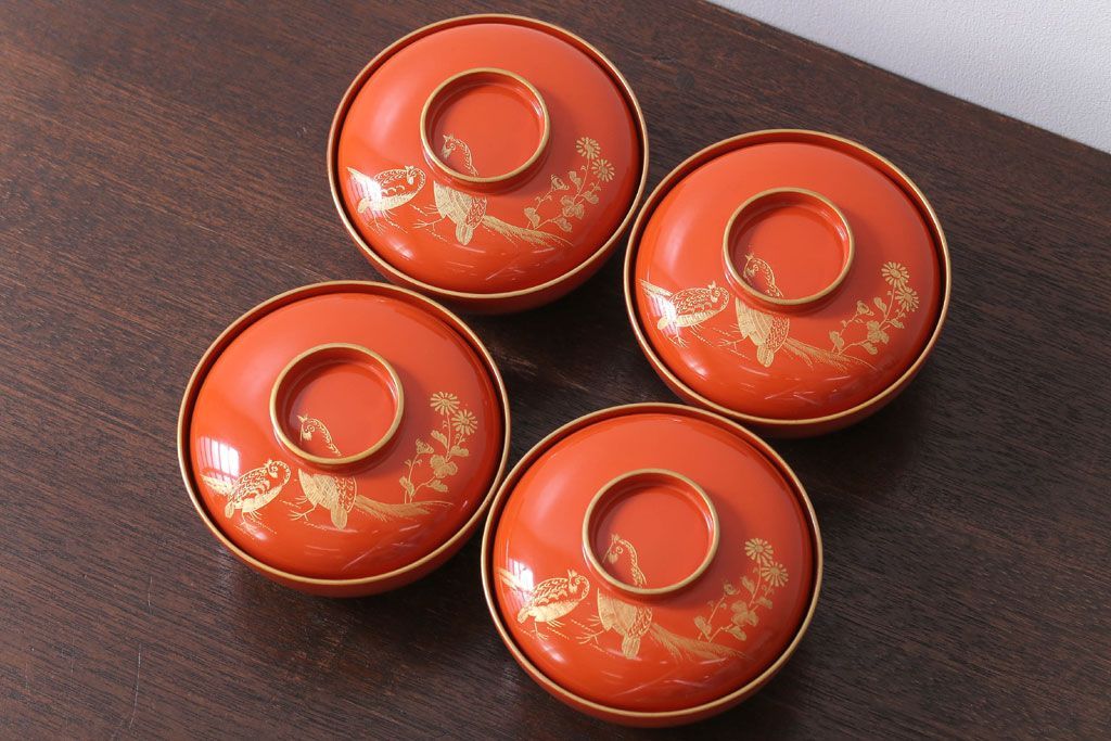 和製アンティーク　上品な花鳥柄の沈金朱塗椀4客セット