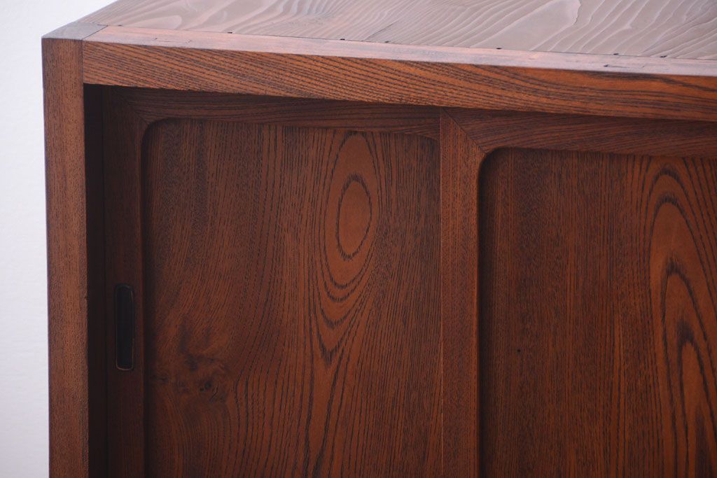 アンティーク家具　和製アンティーク　前面欅材!古い収納棚(戸棚)