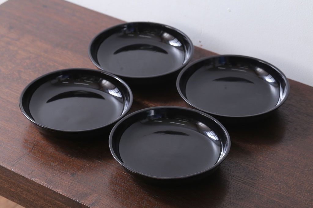 アンティーク雑貨　和製アンティーク　漆塗りの菓子皿4枚セット