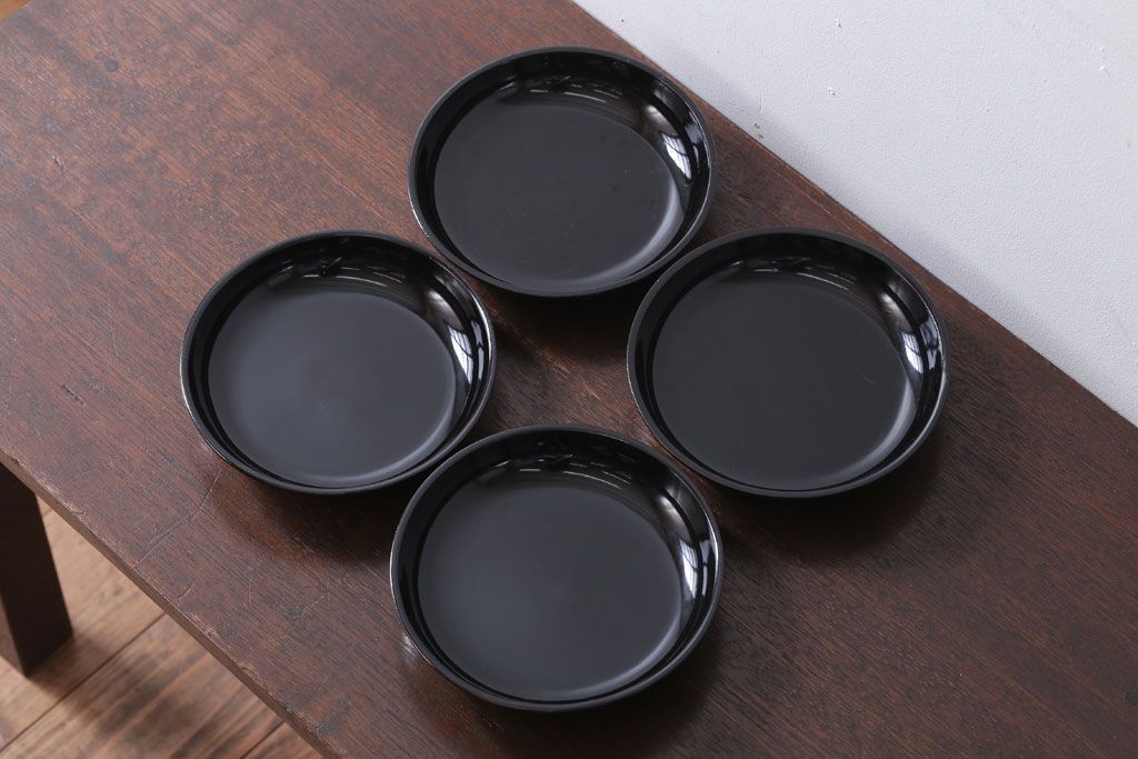 アンティーク雑貨　和製アンティーク　漆塗りの菓子皿4枚セット