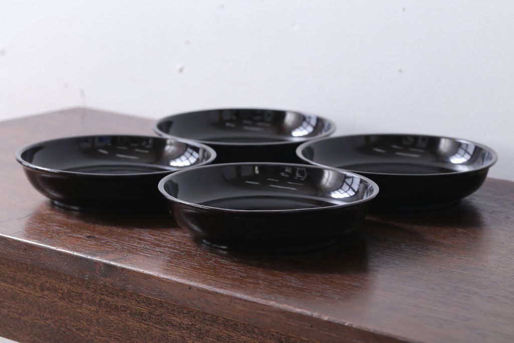 アンティーク雑貨　和製アンティーク　漆塗りの菓子皿4枚セット