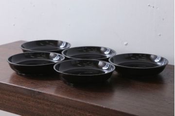 アンティーク雑貨　和製アンティーク　漆塗りの菓子皿5枚セット(1)