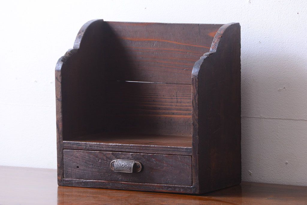 アンティーク家具　和製アンティーク　引き出し付き!小さな古い木の本立て(2)