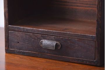 アンティーク家具　和製アンティーク　引き出し付き!小さな古い木の本立て(2)