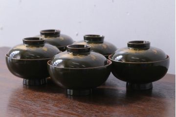 アンティーク雑貨　和製アンティーク　大正〜昭和初期　漆塗りの木製椀5客セット