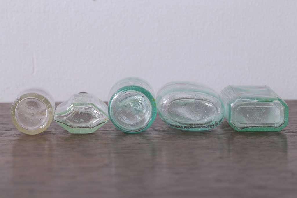 アンティーク雑貨　アンティーク　古いガラス小瓶5本セット