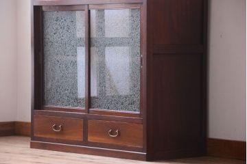 アンティーク家具　和製アンティーク　引き出し2杯付き!結霜ガラス引き戸の収納棚