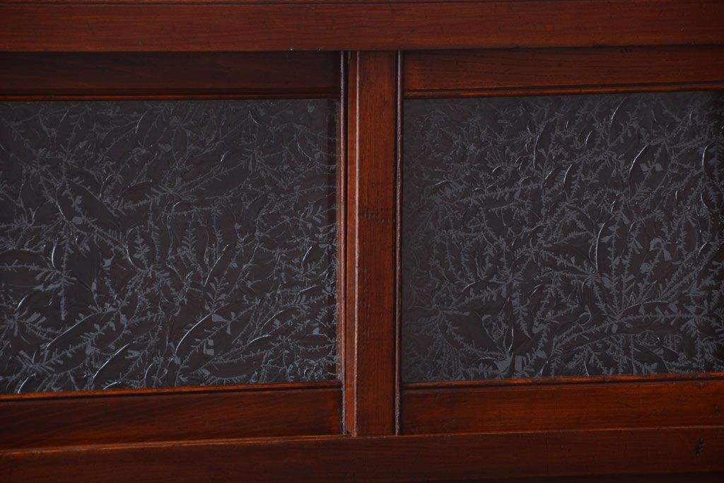 アンティーク家具　和製アンティーク　引き出し2杯付き!結霜ガラス引き戸の収納棚