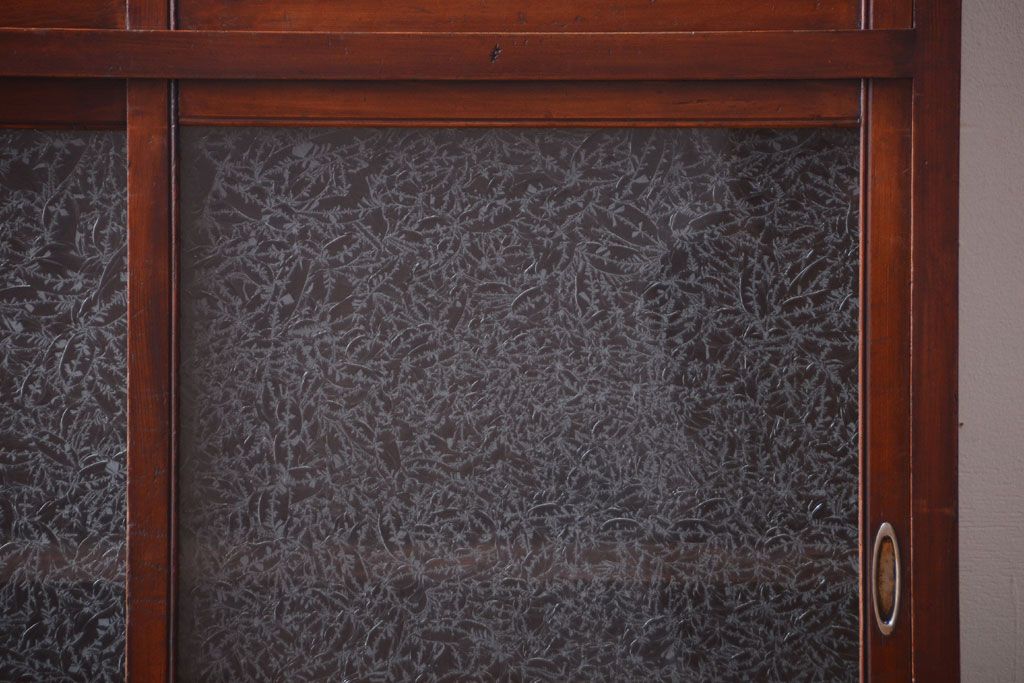 アンティーク家具　和製アンティーク　引き出し2杯付き!結霜ガラス引き戸の収納棚