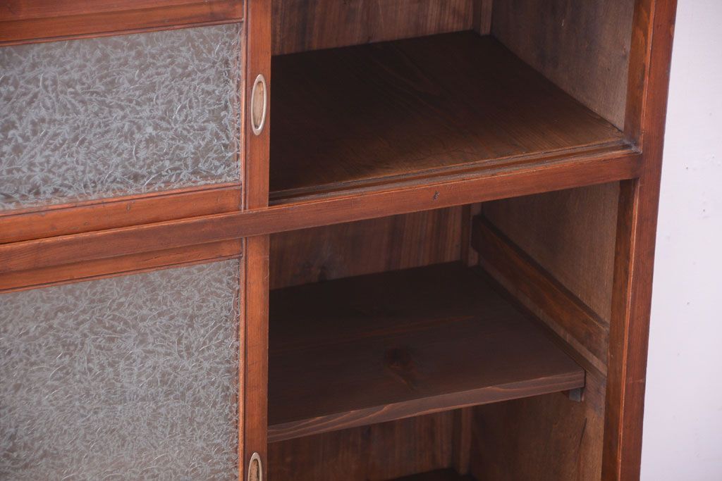 アンティーク家具　和製アンティーク　引き出し2杯付き!結霜ガラス引き戸の収納棚