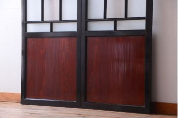 古民具・骨董　すりガラス入り!漆が美しいアンティークガラス帯戸2枚セット(2)