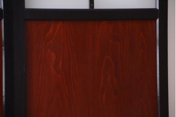 古民具・骨董　すりガラス入り!漆が美しいアンティークガラス帯戸2枚セット(2)