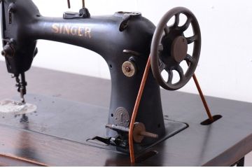 アンティーク家具　ジャンク品　イギリスアンティーク　インダストリアルシンガーミシン(2)