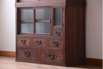 アンティーク家具　和製アンティーク　前面欅材!2段重ねのモールガラス引き戸収納棚(2)