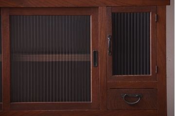 アンティーク家具　和製アンティーク　前面欅材!2段重ねのモールガラス引き戸収納棚(2)