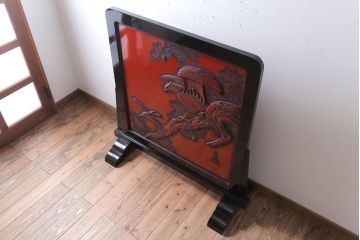 アンティーク　村上堆朱　芳月銘　松に鷹(鷲)の図　衝立(パーテーション)