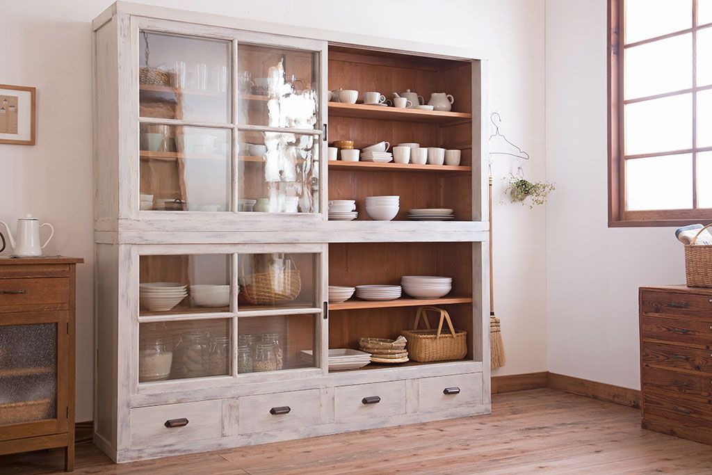 アンティーク家具　アンティーク　大きなペイント重ね収納棚(キャビネット・食器棚)(2)