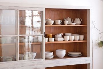 アンティーク家具　アンティーク　大きなペイント重ね収納棚(キャビネット・食器棚)(2)