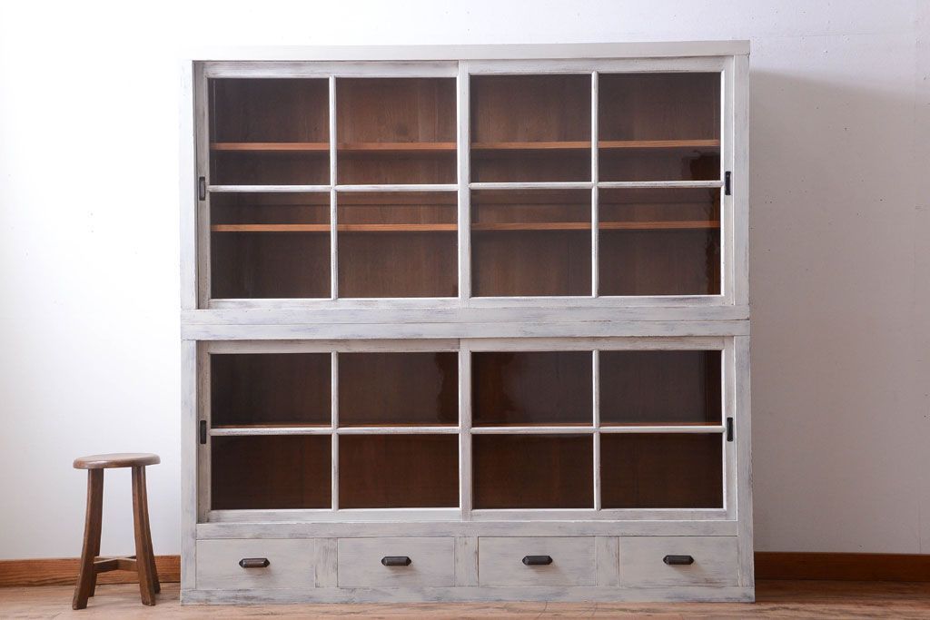 アンティーク家具　アンティーク　大きなペイント重ね収納棚(キャビネット・食器棚)(2)