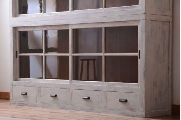 アンティーク家具　アンティーク　大きなペイント重ね収納棚(キャビネット・食器棚)(2)