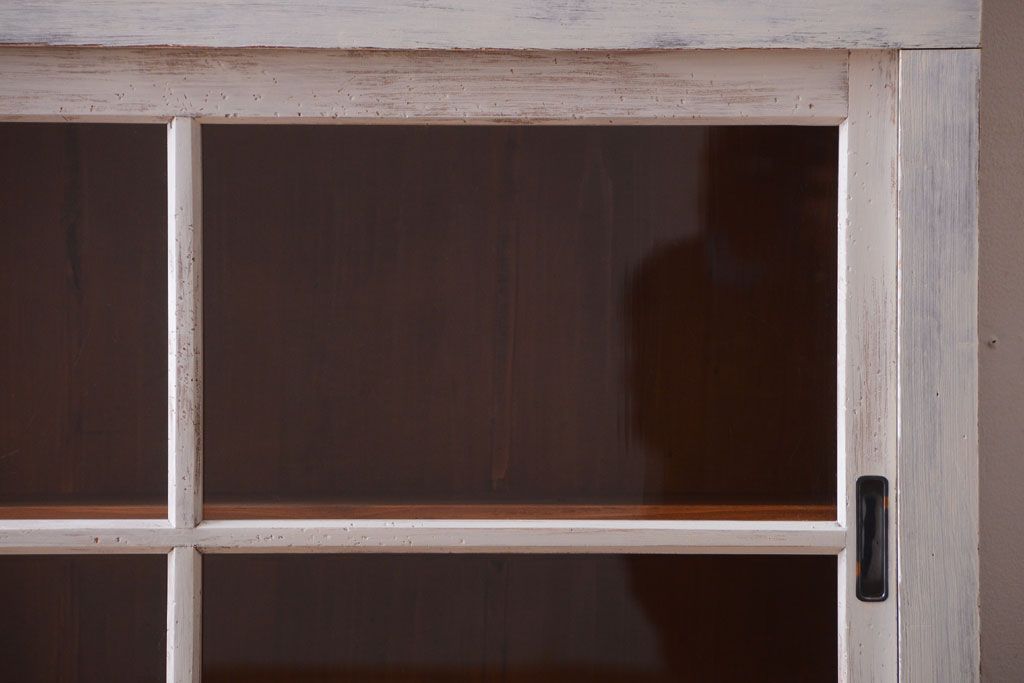 アンティーク家具　アンティーク　大きなペイント重ね収納棚(キャビネット・食器棚)(2)