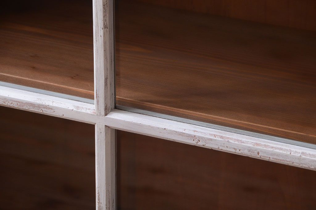 アンティーク家具　アンティーク　大きなペイント重ね収納棚(キャビネット・食器棚)(2)