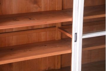 アンティーク家具　アンティーク　大きなペイント重ね収納棚(キャビネット・食器棚)(2)