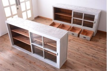 アンティーク家具　アンティーク　大きなペイント重ね収納棚(キャビネット・食器棚)(2)