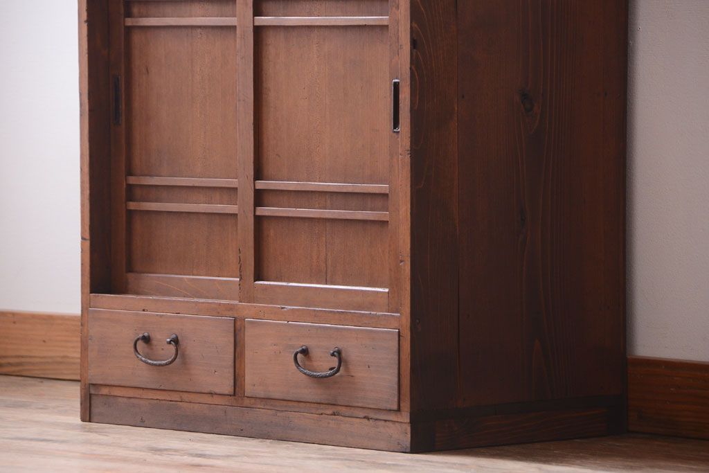 アンティーク家具　和製アンティーク　古い木製の小ぶりな収納棚(下駄箱)(3)