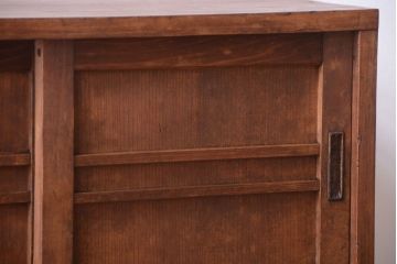 アンティーク家具　和製アンティーク　古い木製の小ぶりな収納棚(下駄箱)(3)