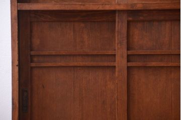 アンティーク家具　和製アンティーク　古い木製の小ぶりな収納棚(下駄箱)(3)