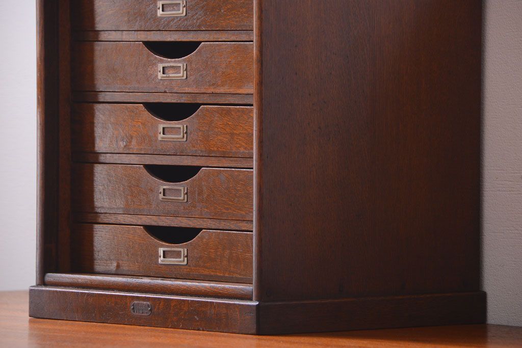 レトロ家具　昭和レトロ　銀座　伊東屋　古いナラ材のネームプレート付き小引き出し