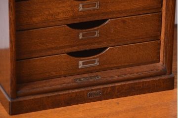 レトロ家具　昭和レトロ　銀座　伊東屋　古いナラ材のネームプレート付き小引き出し