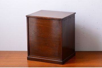 レトロ家具　昭和レトロ　銀座　伊東屋　古いナラ材のネームプレート付き小引き出し