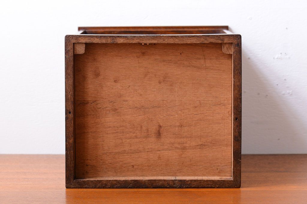 レトロ家具　昭和レトロ　銀座　伊東屋　古いナラ材のネームプレート付き小引き出し