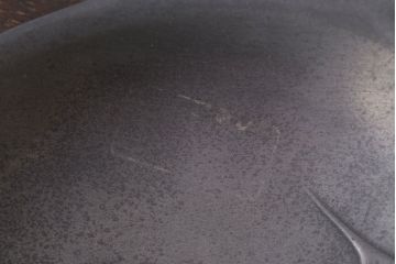 アンティーク雑貨　アンティーク　Achille Gamba(アキレ・ガンバ)　錫(スズ)のトレー