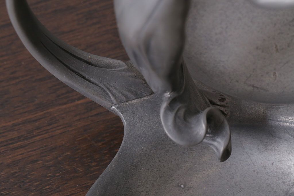 アンティーク雑貨　アンティーク　Achille Gamba(アキレ・ガンバ)　錫(スズ)のトレー