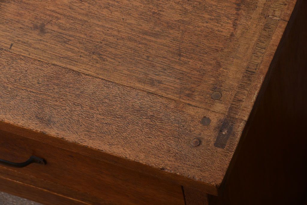 レトロ家具　昭和レトロ　古い木製のアンティークサイドテーブル(収納棚)