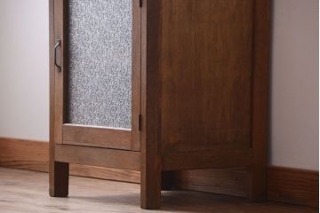 レトロ家具　昭和レトロ　古い木製のアンティークサイドテーブル(収納棚)