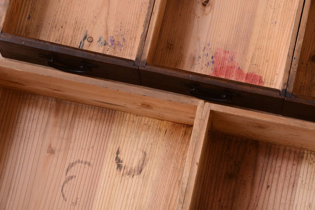 アンティーク家具　古民具・骨董　大正期　横桟引き戸のアンティーク茶箪笥