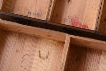 アンティーク家具　古民具・骨董　大正期　横桟引き戸のアンティーク茶箪笥