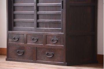 アンティーク家具　古民具・骨董　大正期　横桟引き戸のアンティーク茶箪笥